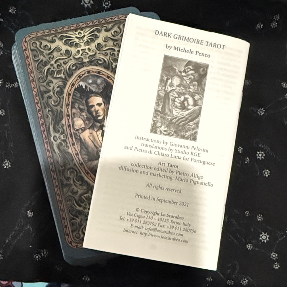 Dark Grimoire Tarot Deck
